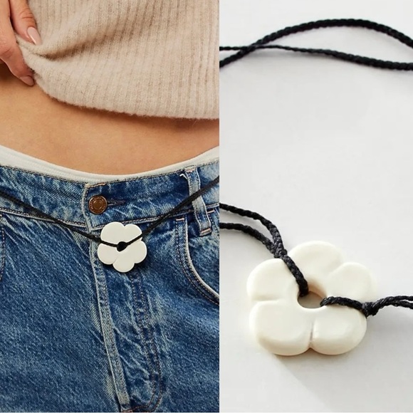 Free People Bohemian 70s Glass Flower Nissaki Belly Chain Beach Festival NWT - Picture 1 of 12